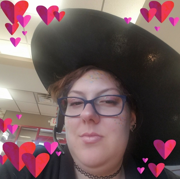 Meet your Posher, Ashley - Picture 1 of 1